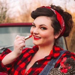 Meet your Posher, Lauren